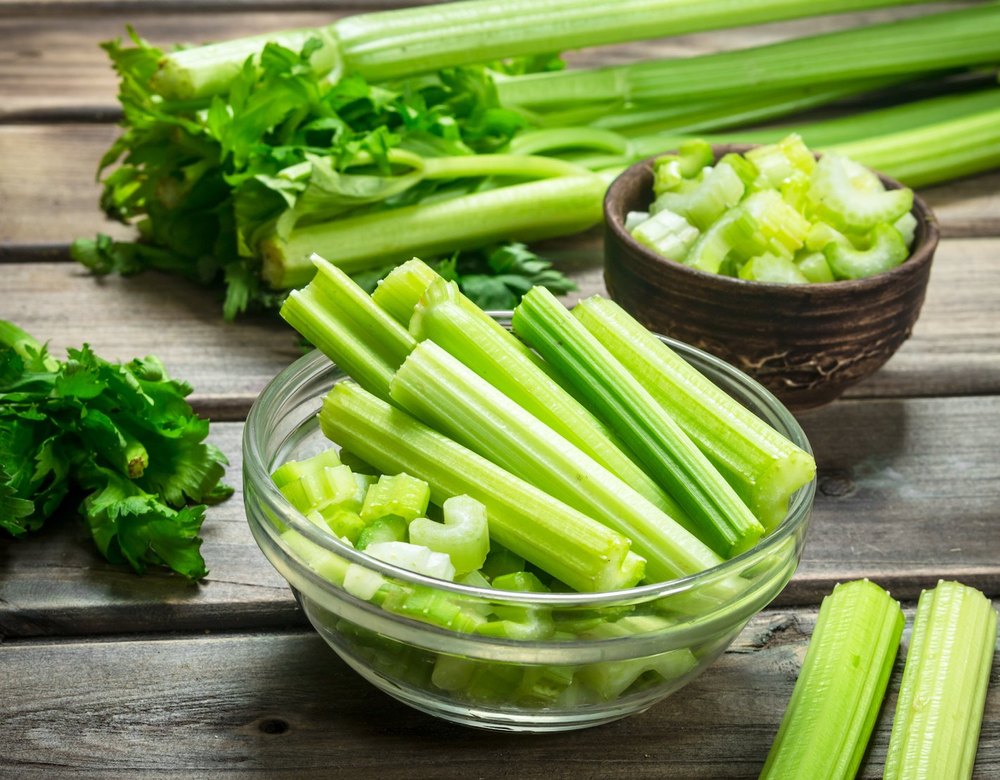Green Celery Seeds, Packaging Size: 100g