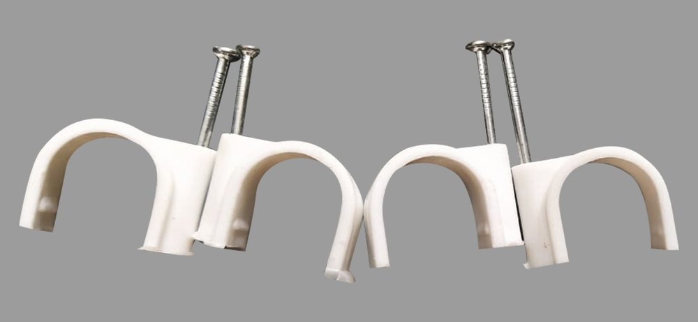 Plastic White Apcos Cable Clip MOB-9236988732, Packaging Size: 1000 pieces/packet, Clip Size: 10mm