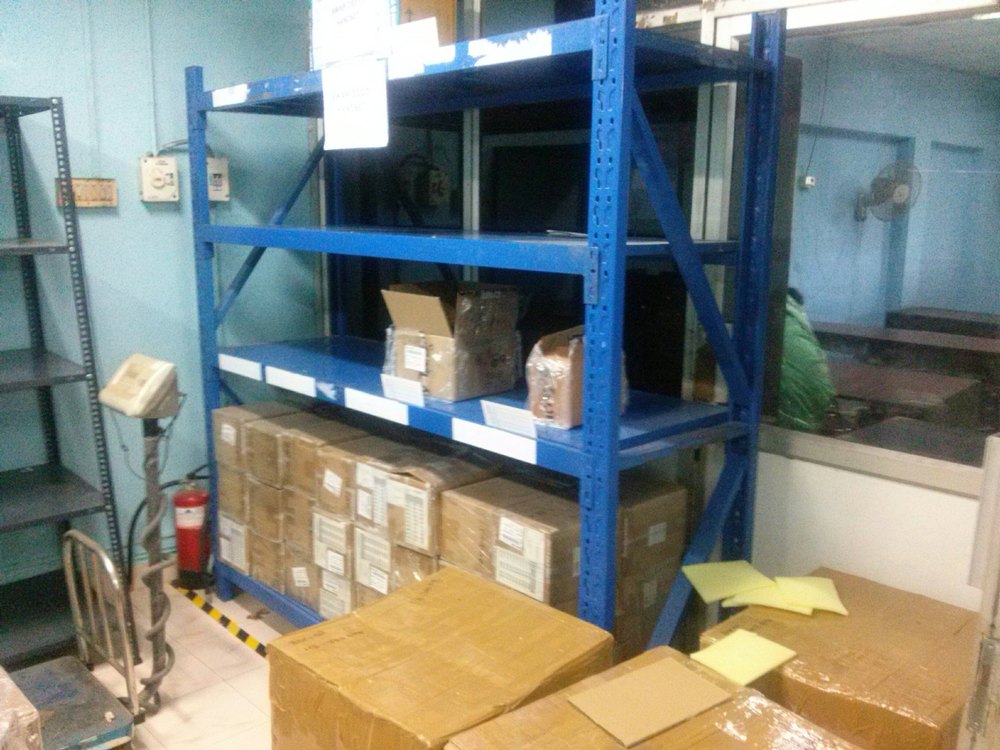 Hospital Use Storage Rack