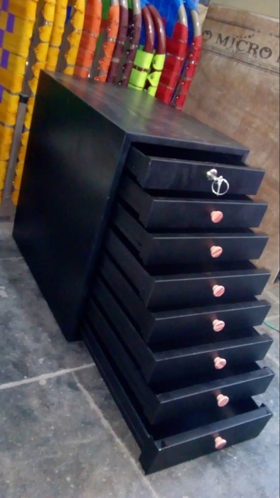 6 Tool Storage Cabinet, Size: 8Feet