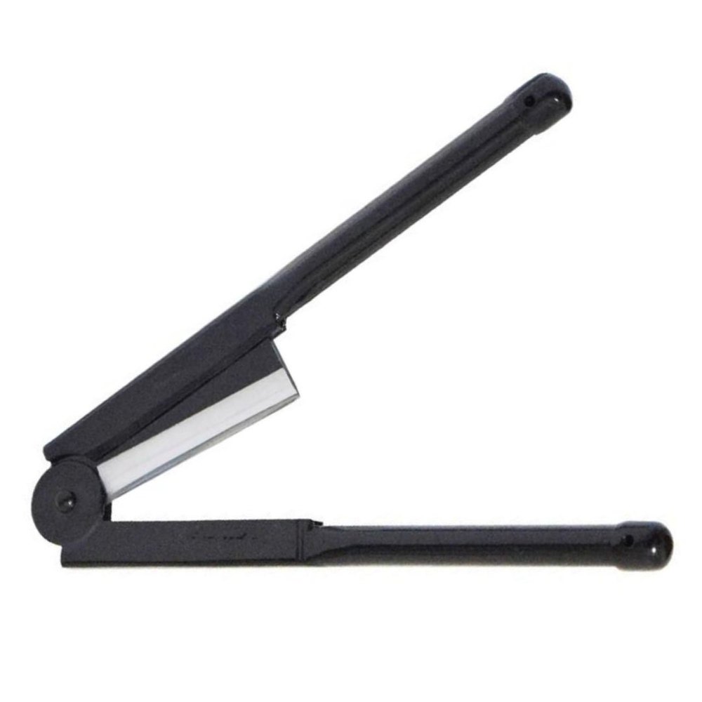 Black Mild Steel Manual Betel Nut Cutter