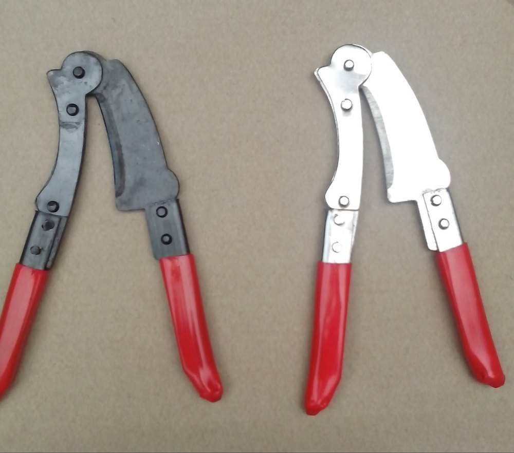 Red Stainless Steel Nut Cracker, For Gardening