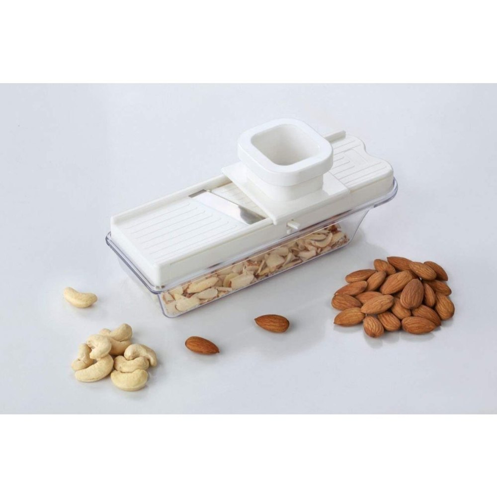 Plastic Manual SS Blade Dry Fruit Cutter, For Kitchen, Capacity: 150 Gm