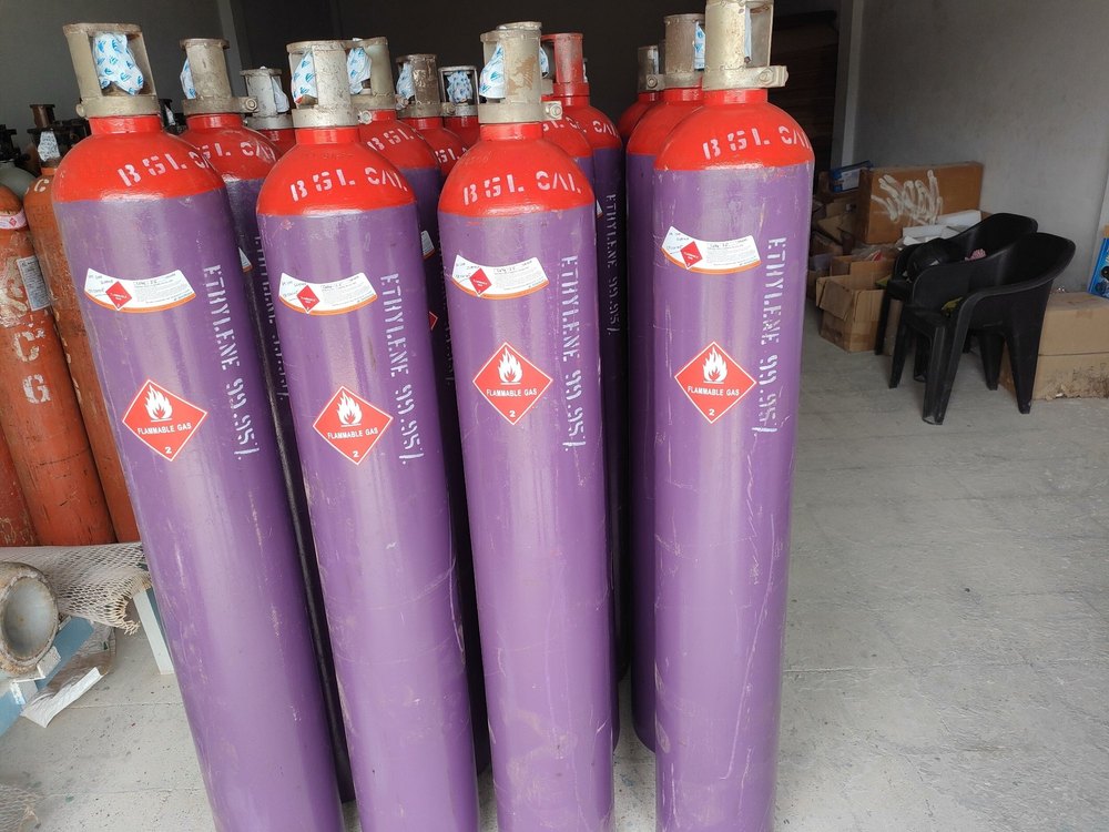 Liquefied Gases Ethane Gas, Grade Standard: Industrial Grade, Cylinder Size: 47