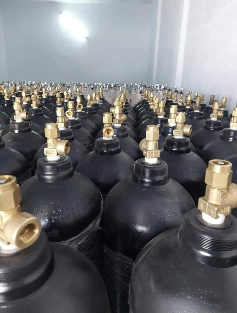 D-Type (46.7 Litre) Filled Industrial Oxygen Gas Cylinders
