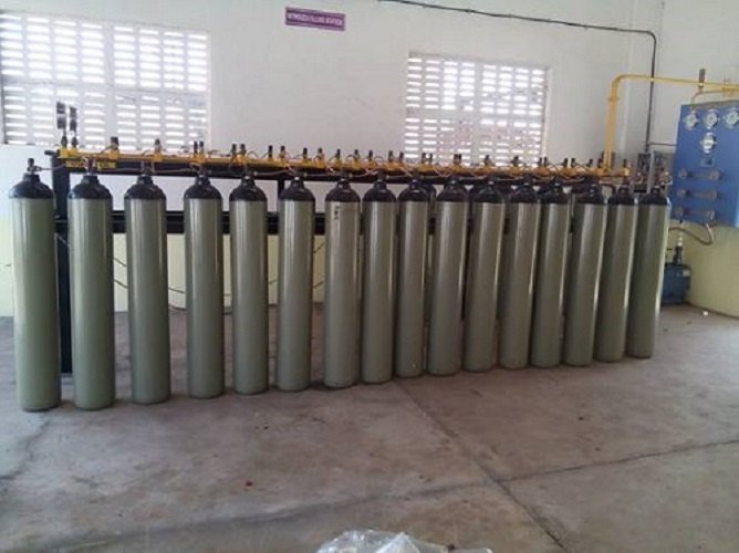 EKC Mild Steel High Pressure Gas Cylinder, 80 L