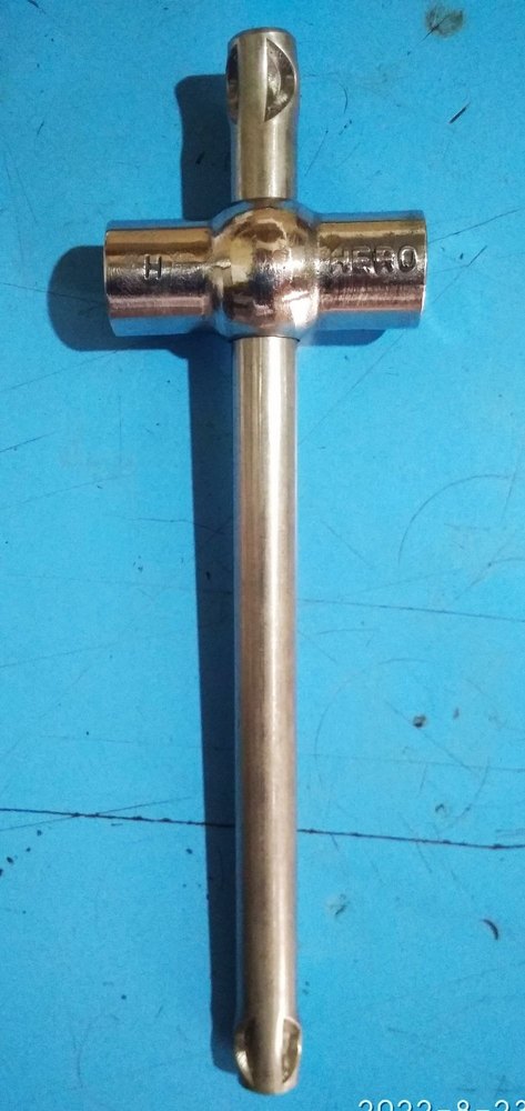 Oxygen Cylinder valve SS Key spanne- HERO, For Industrial