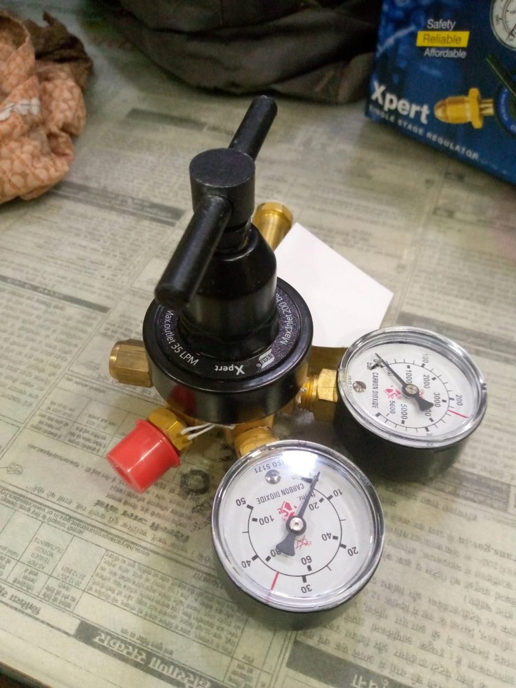 0-230 Bar Brass Esab Xpert Single Stage Regulator Oxygen/da/LPG, For Commercial