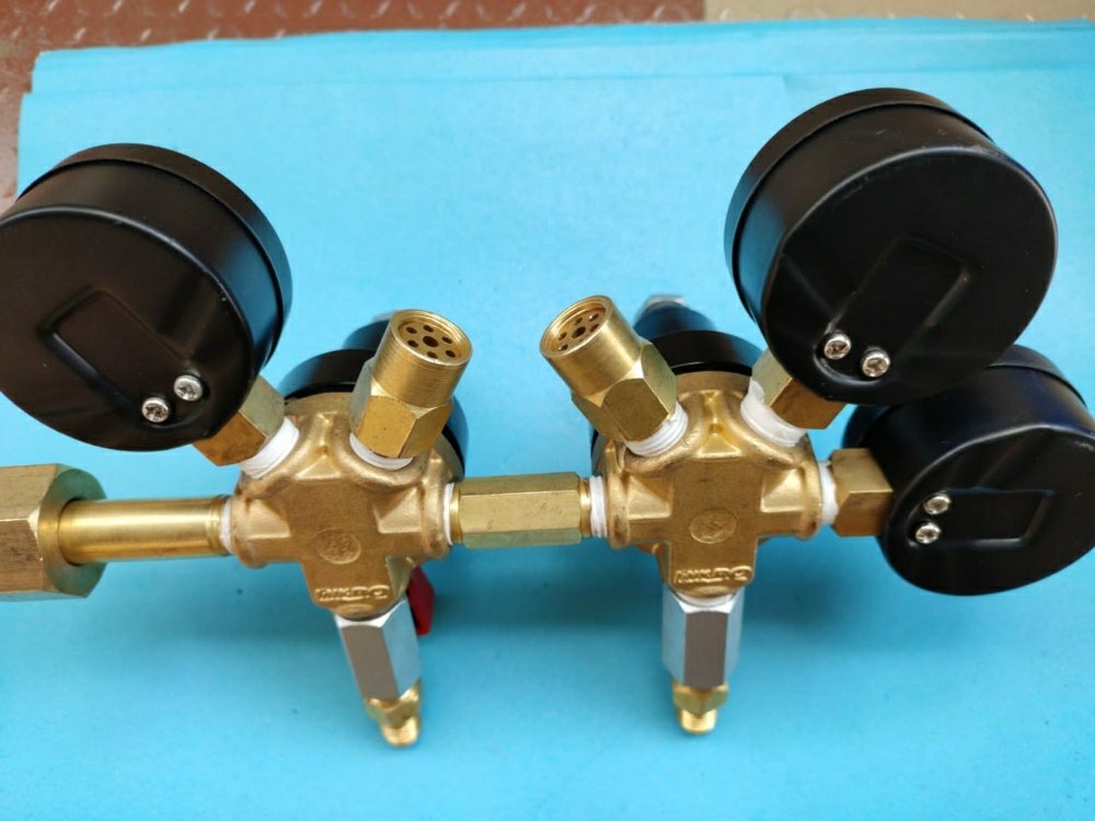 Orange High Beverage CO2 Regulator, For Commercial