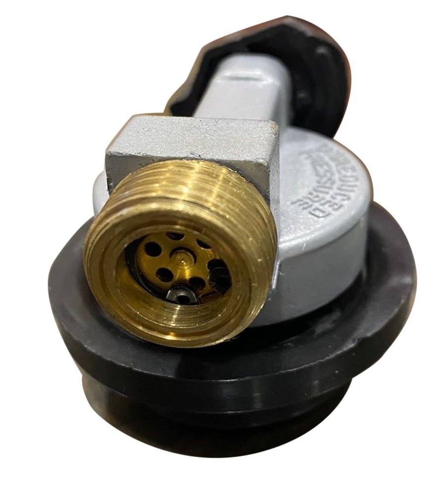 Vanaz 10 kg/Cm3 Multi Lock Bearing Pressure Gas Regulator, For Home