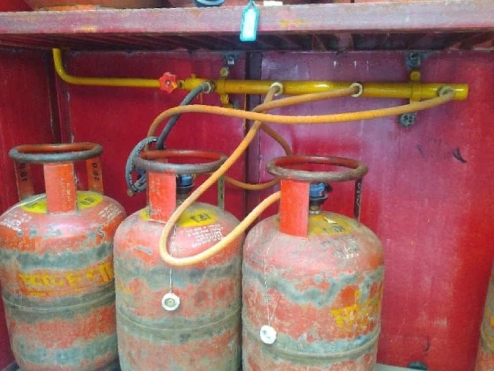 Mild Steel Gas Manifold System, For Hotel and Restaurant
