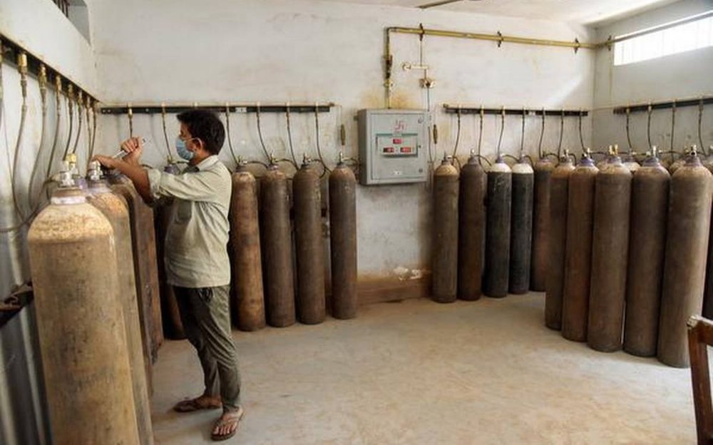 B-Type (10 Litre) Filled Industrial Oxygen Gas Cylinder