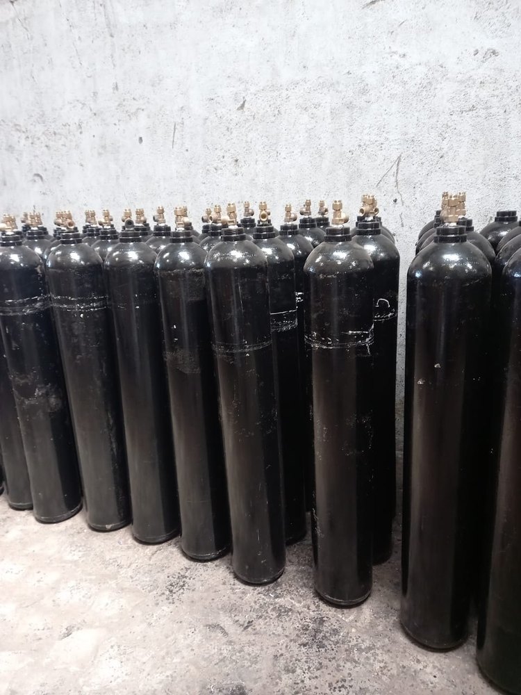 D-Type (46.7 Litre) Filled Industrial Oxygen Cylinder