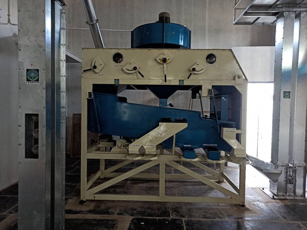Painted Seed Fine Cleaner, Three Phase, 2 Tph