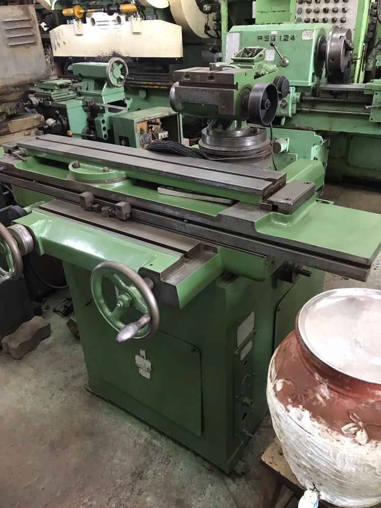 Gtc 28 Hmt Tool And Tool Cutter Grinder Machine