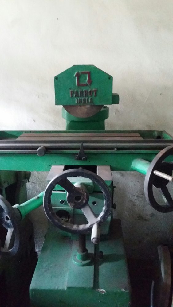 Parrot 750 Watt Used Surface Grinder, Voltage: 440 V, Capacity: 500 - 200 mm