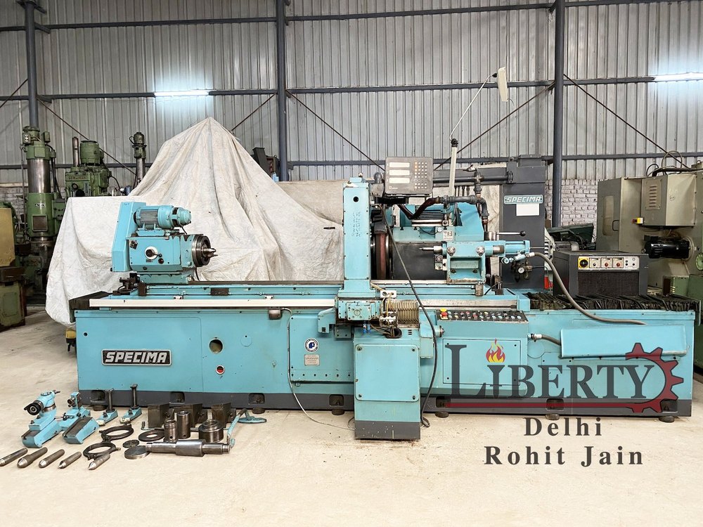 CNC Cylindrical Grinding Machine