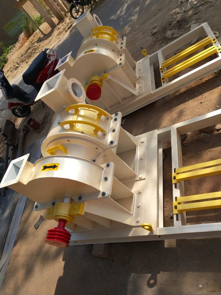 Gram Flour Chakki Mild Steel Impact Pulverizer, For Industrial