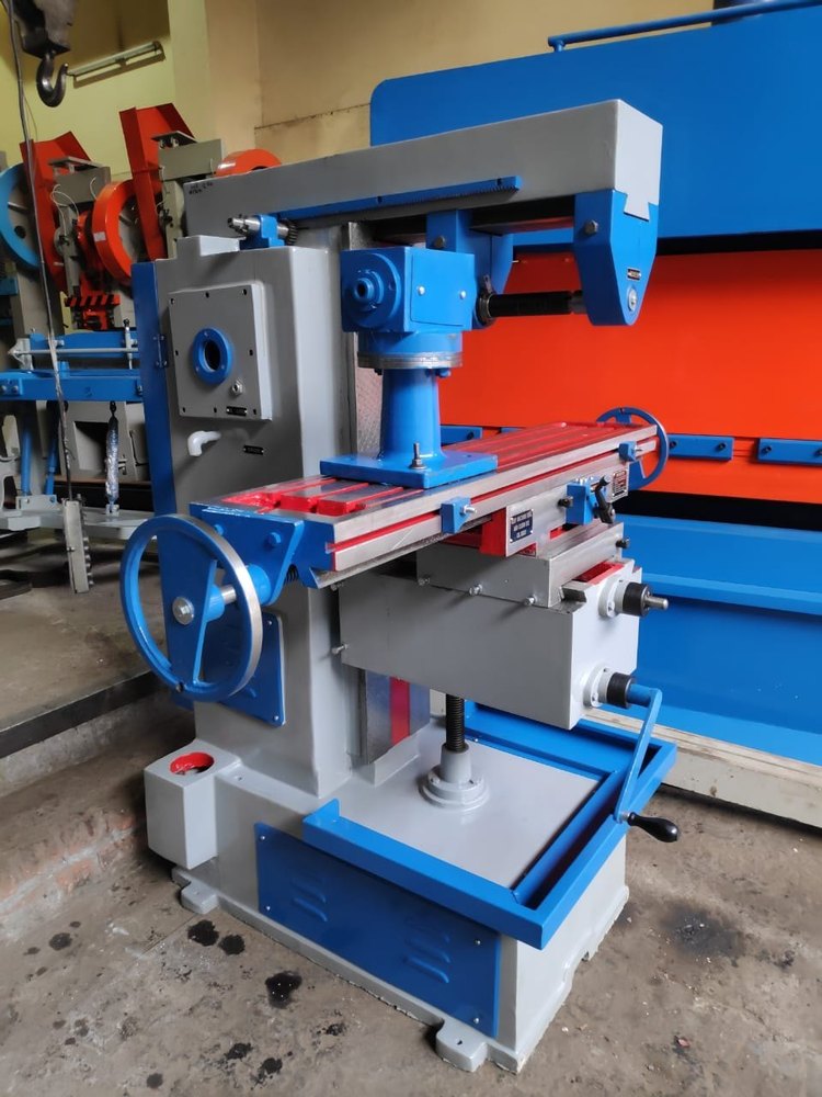 ASHU MAKE Manual And Automatic Universal Milling Machine, Model Name/Number: Ae