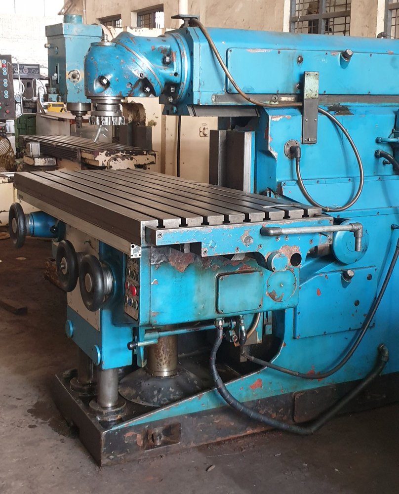 ZAYER CASTING USED MILLING MACHINE