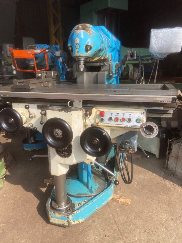 Huron NU4 Universal Milling Machine