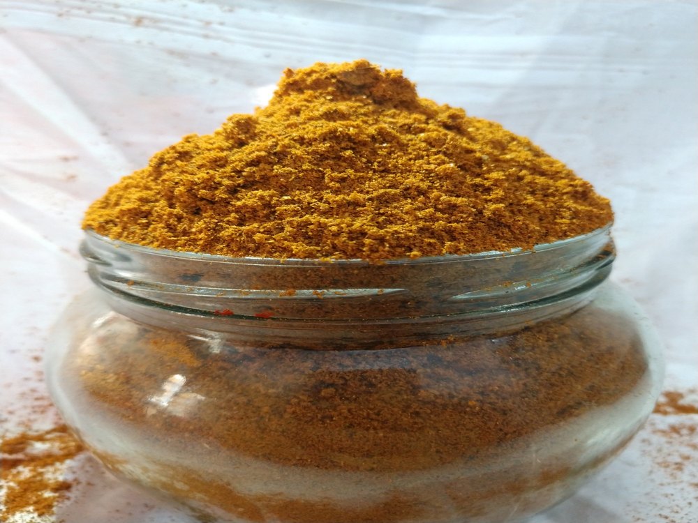 Sampoorna Misal Masala, Packaging Size: 100 g, Packaging Type: Packets