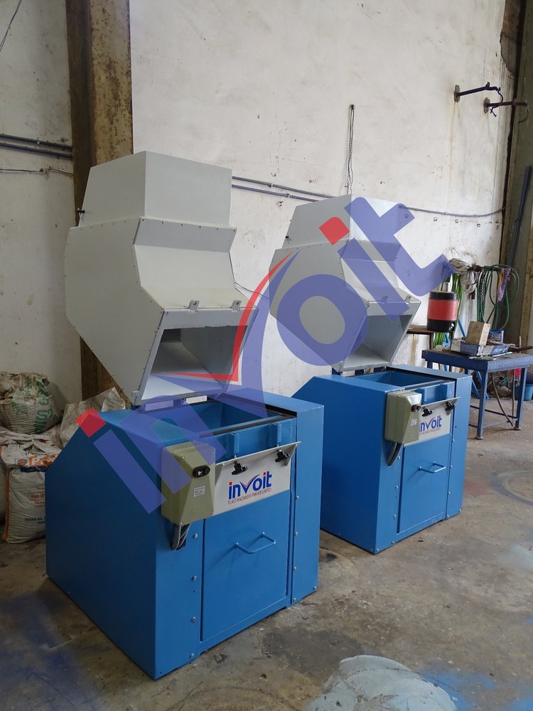 PVC Plastic Griender With Blower and Dust Saparater