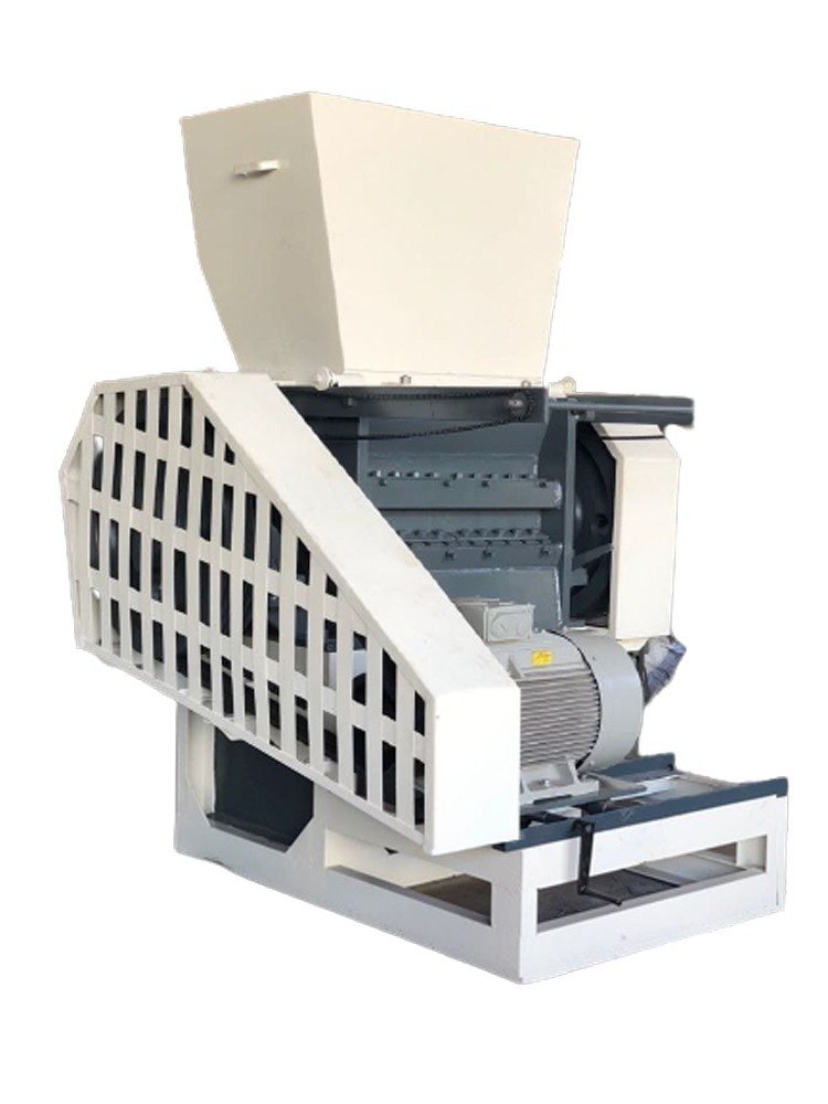 Waste Plastic Recycling Grinding Machine, Capacity: 200 Kg Per Hour