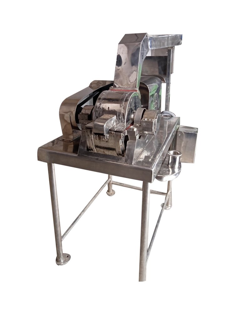 Semi-automatic Stainless Steel 5 Hp Medrix Pulverizer Mill Machine