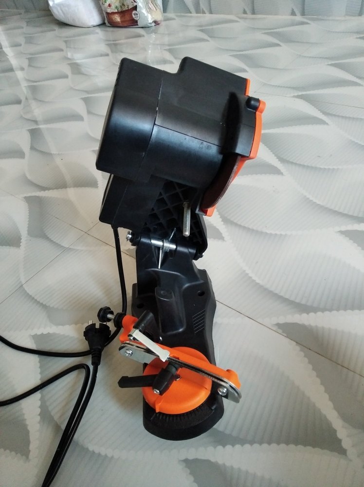 Chainsaw Chain Sharpener