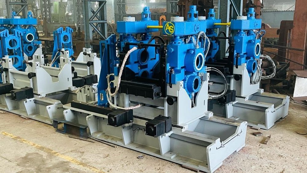 Housingless Rolling Mill Stand