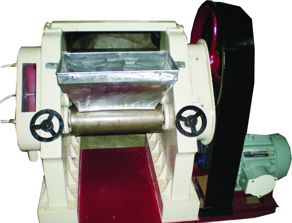 Automatic Triple Roller Machine For Soap, 480 V