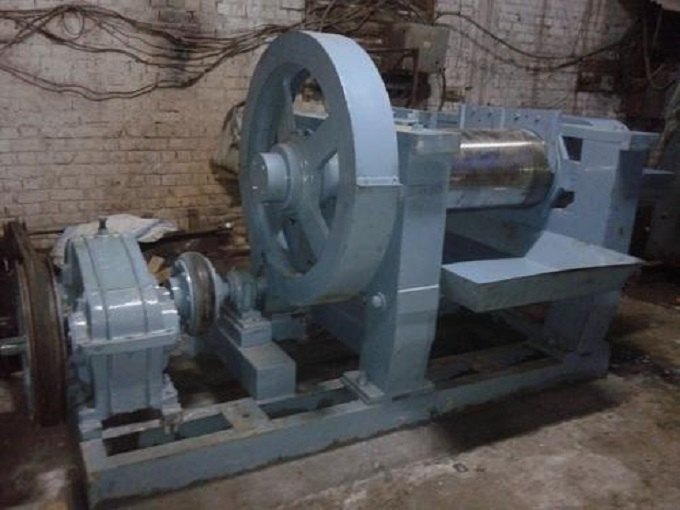 180-200 Kg/hr Rubber Refiner Mill, 45 Kw