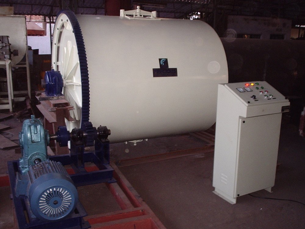 Batch Type Dry Grinding Ball Mill