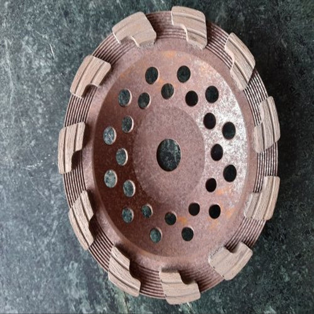 Stainless Steel Metal 7 Inch Moulding Cup Wheel, For Light Grinding, Abrasive Grade: Diamond