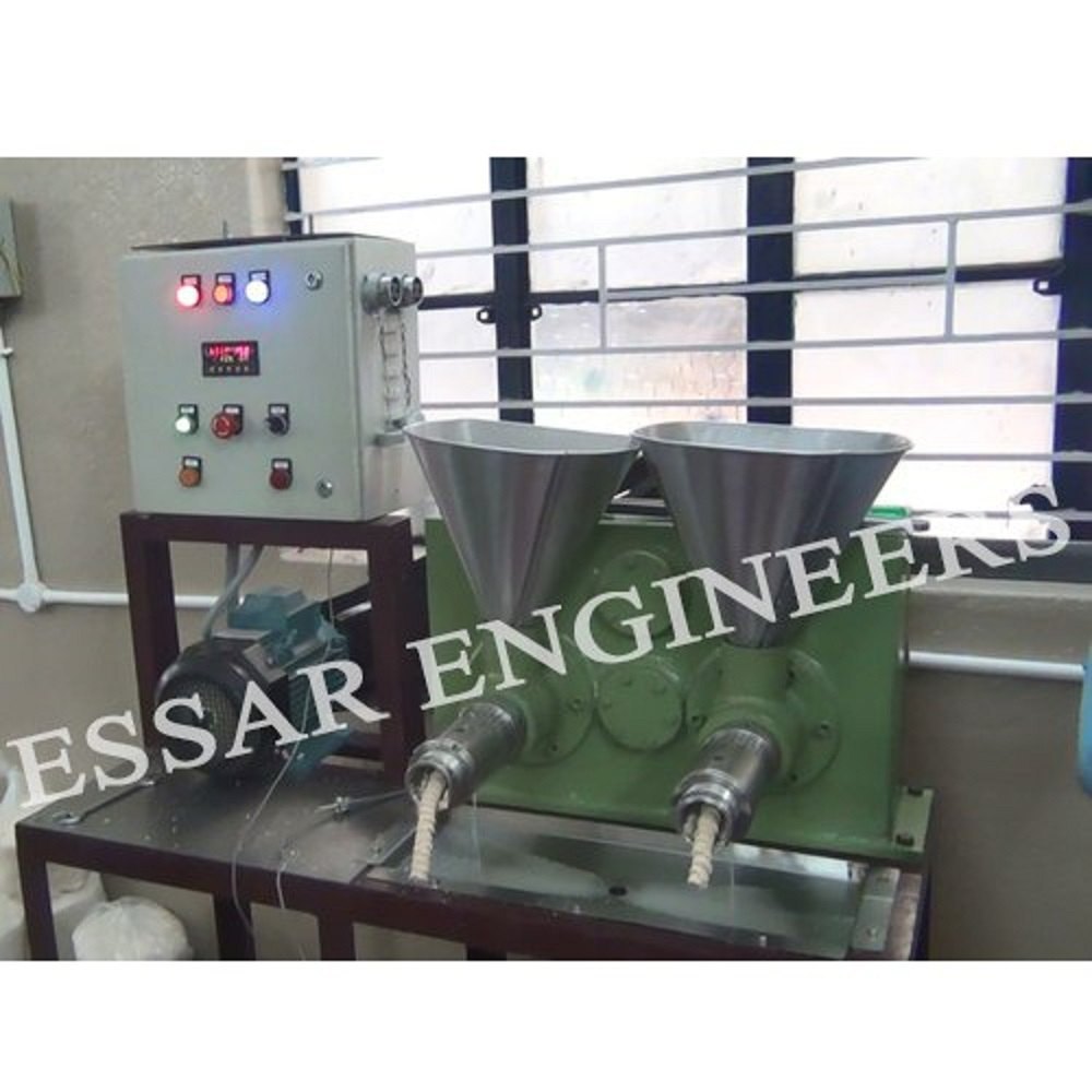 Commercial Oil Expeller Machine, Capacity: 40 Kg/Hr