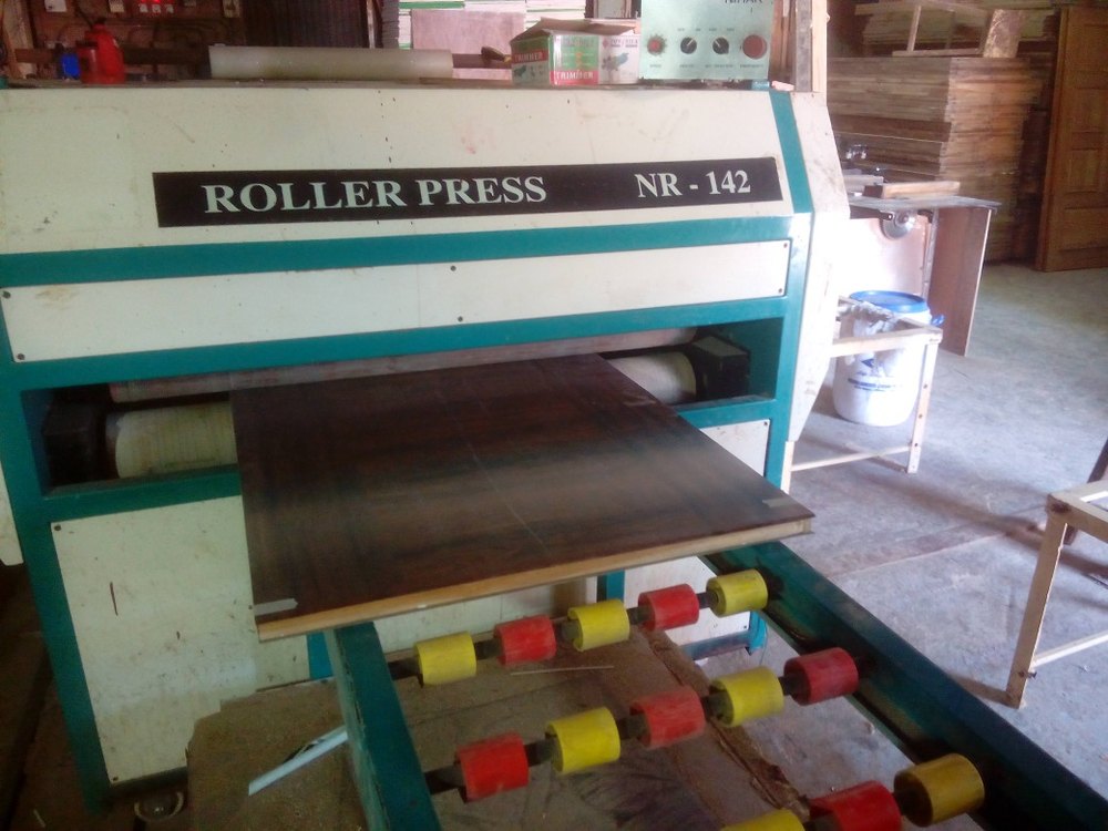 Laminate Hot Pressing Service