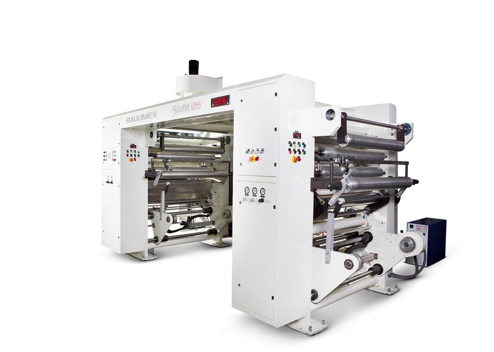 Pelican style solvent-less lamination machine