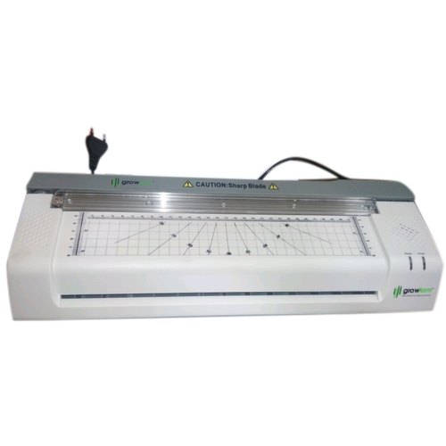 Greenlam White Plastic Lamination Machine, Paper Size: A3