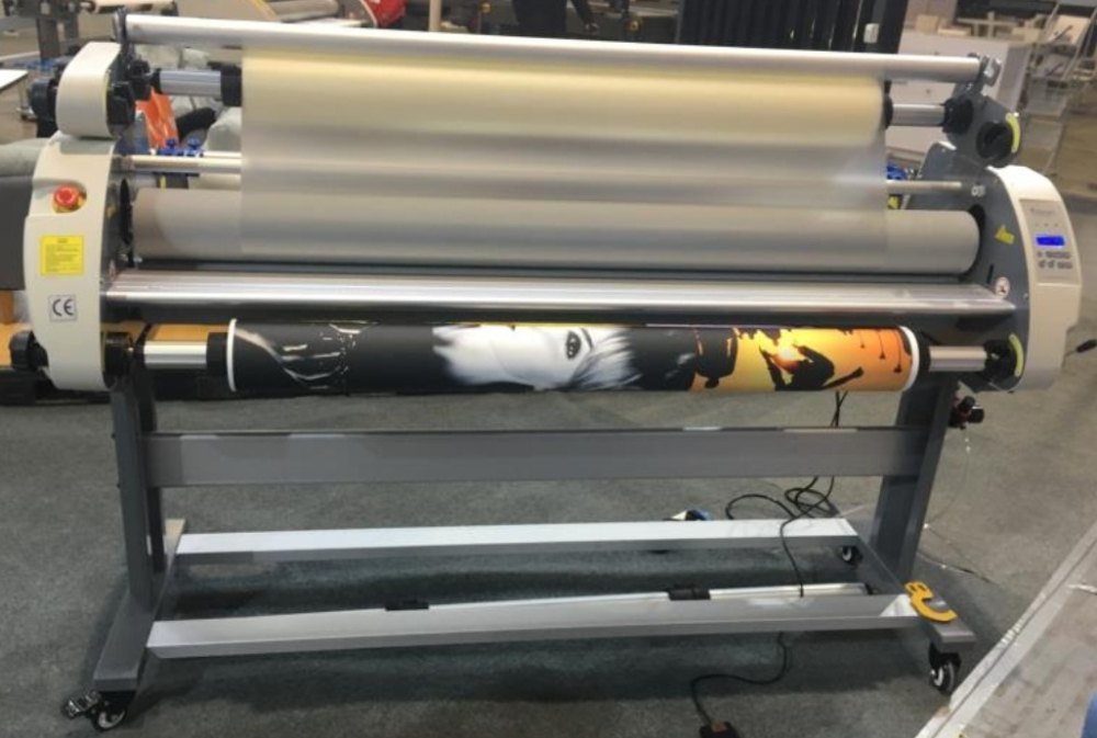 LAMINATOR Semi Auotomatic Lamination Machine, Paper Size: 64