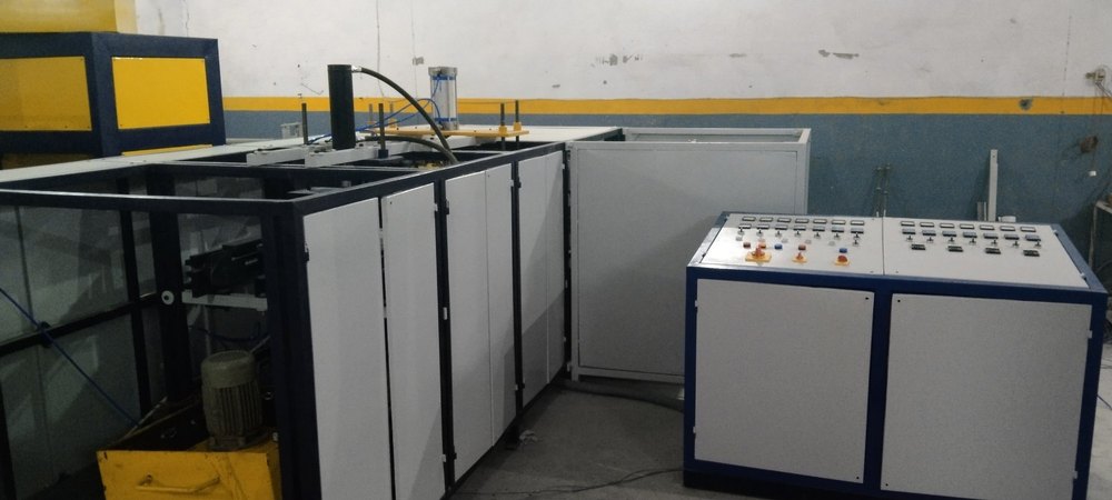 Automatic Vacuum Forming Machine