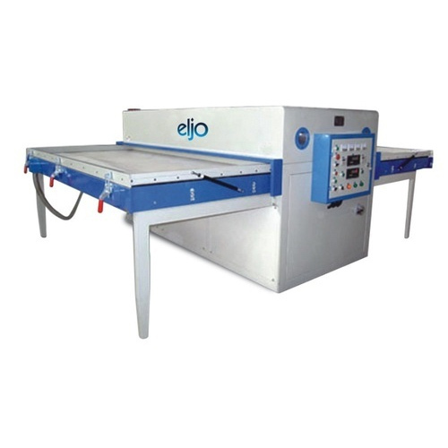 Vacuum Forming Machine