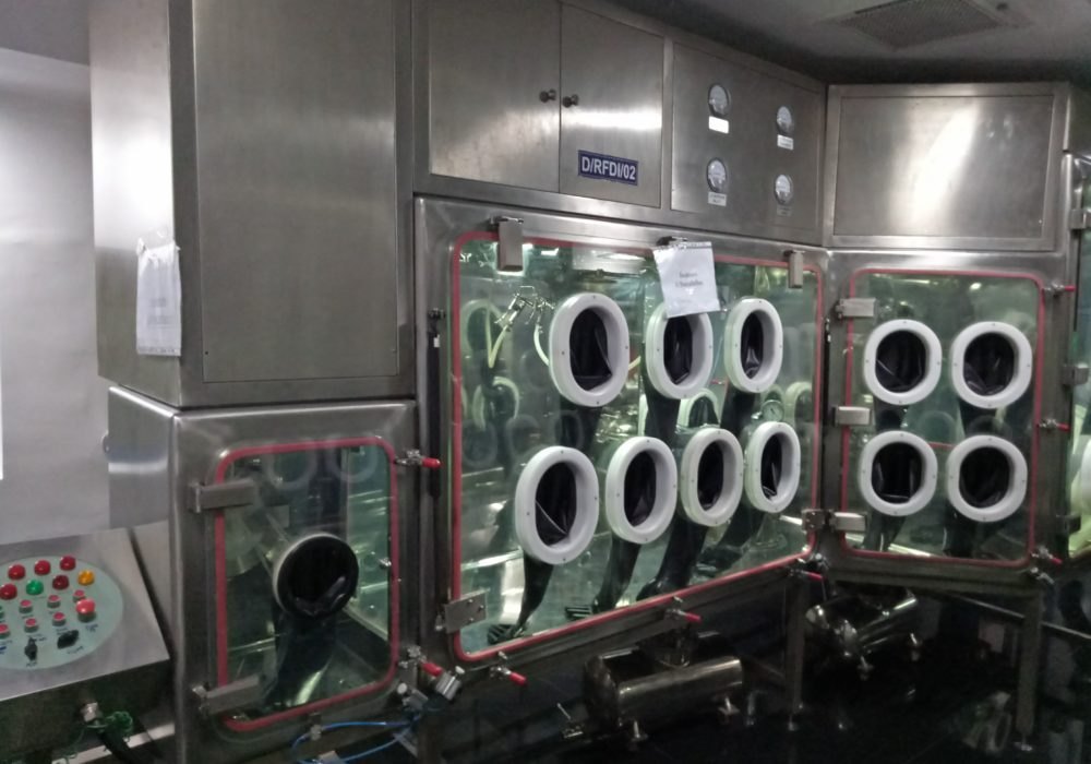 Three Phase Stainless Steel Isolator, For Pharma