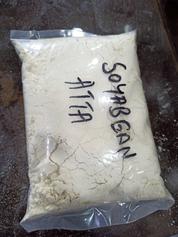 Jindal White Soyabeen Atta, 1 kg, Packaging Type: Packet
