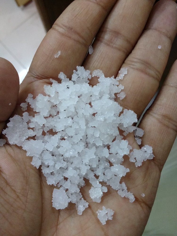 White Crystal Form Raw Sea Salt, Packaging Type: Bag