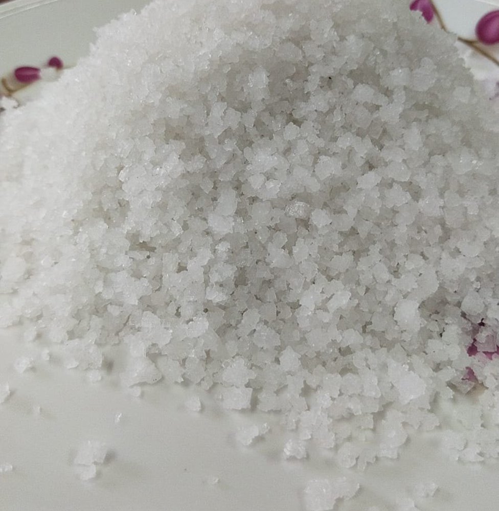 White Crystalline Natural Non Iodised Sea Salt
