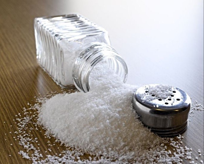 White Edible Refined Salt, Packaging Type: Plastic Bag, Packaging Size: 100 g