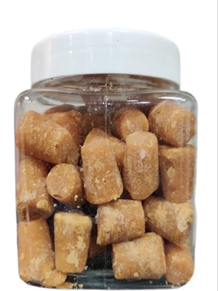 Refined Organic Cube Jaggery, Shape: Round
