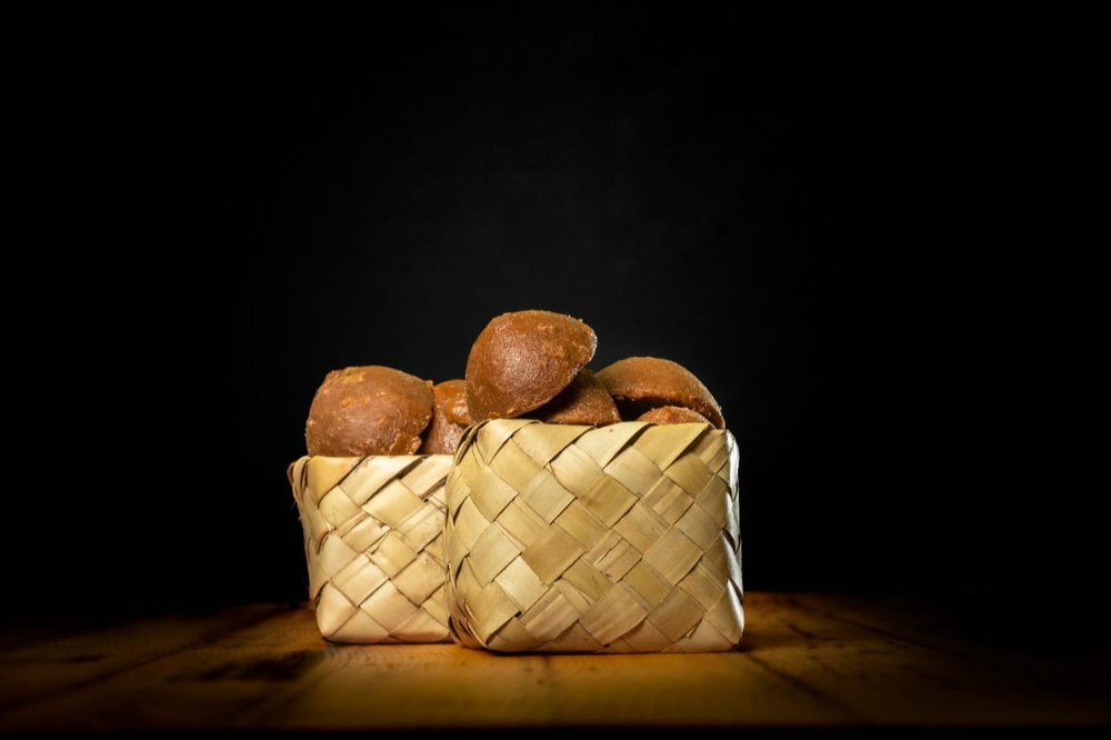 Kaaryas Ball Palm Jaggery, Shape: Round