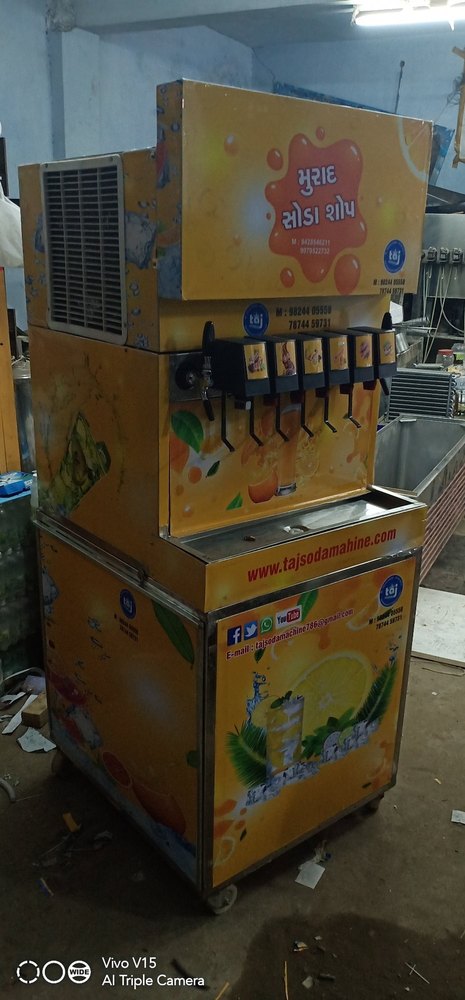 Soda/Cold Drinks Beverage Vending Machines, Model Name/Number: 6+2 Bislerry Model